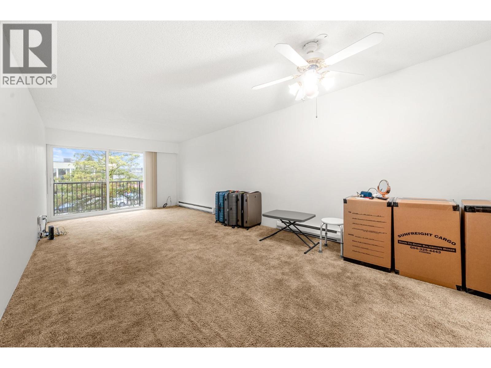 204 3136 Kingsway Property Photo 7