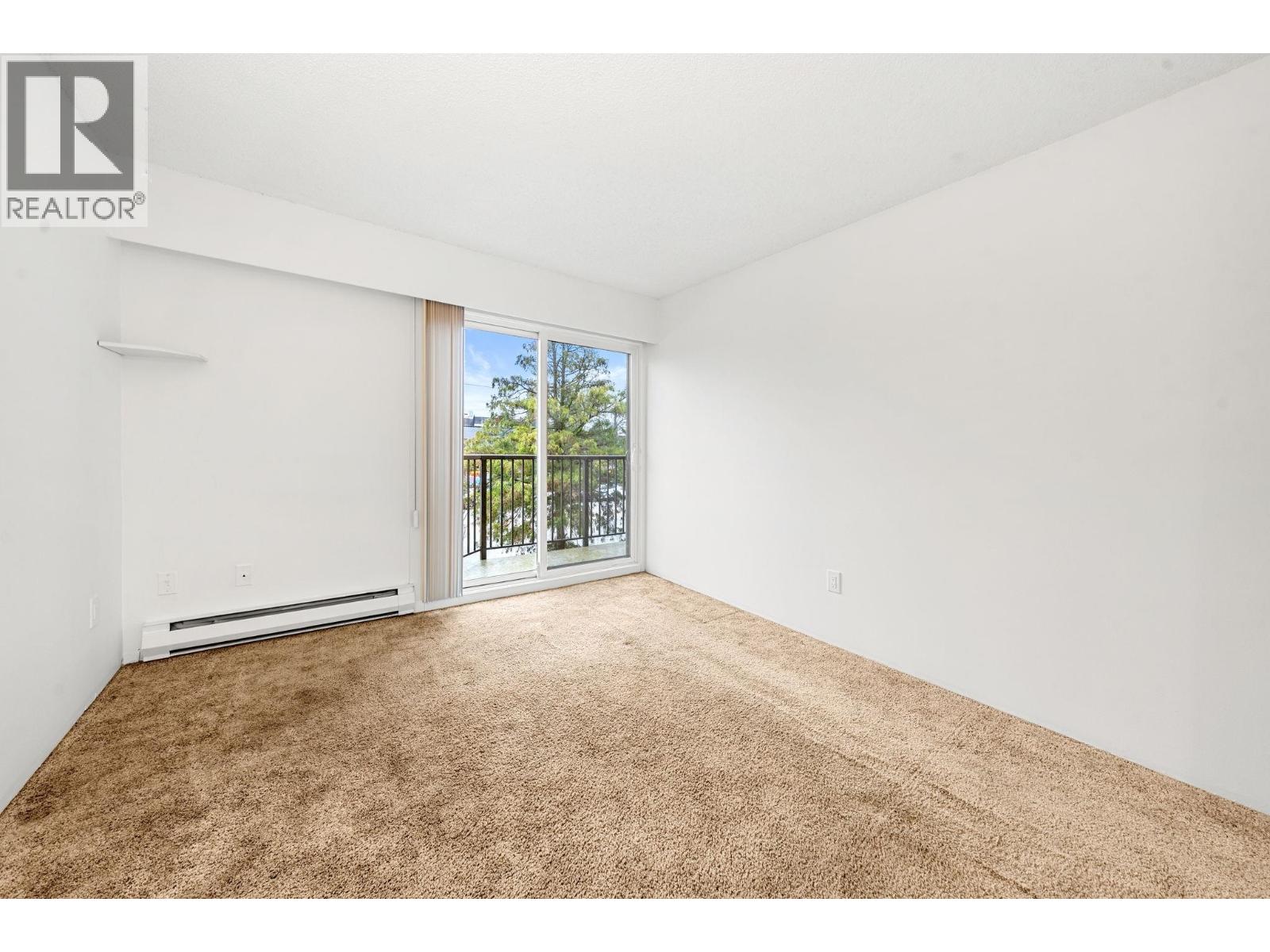 204 3136 Kingsway Property Photo 21