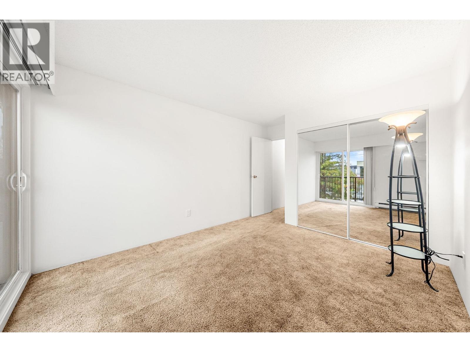 204 3136 Kingsway Property Photo 23