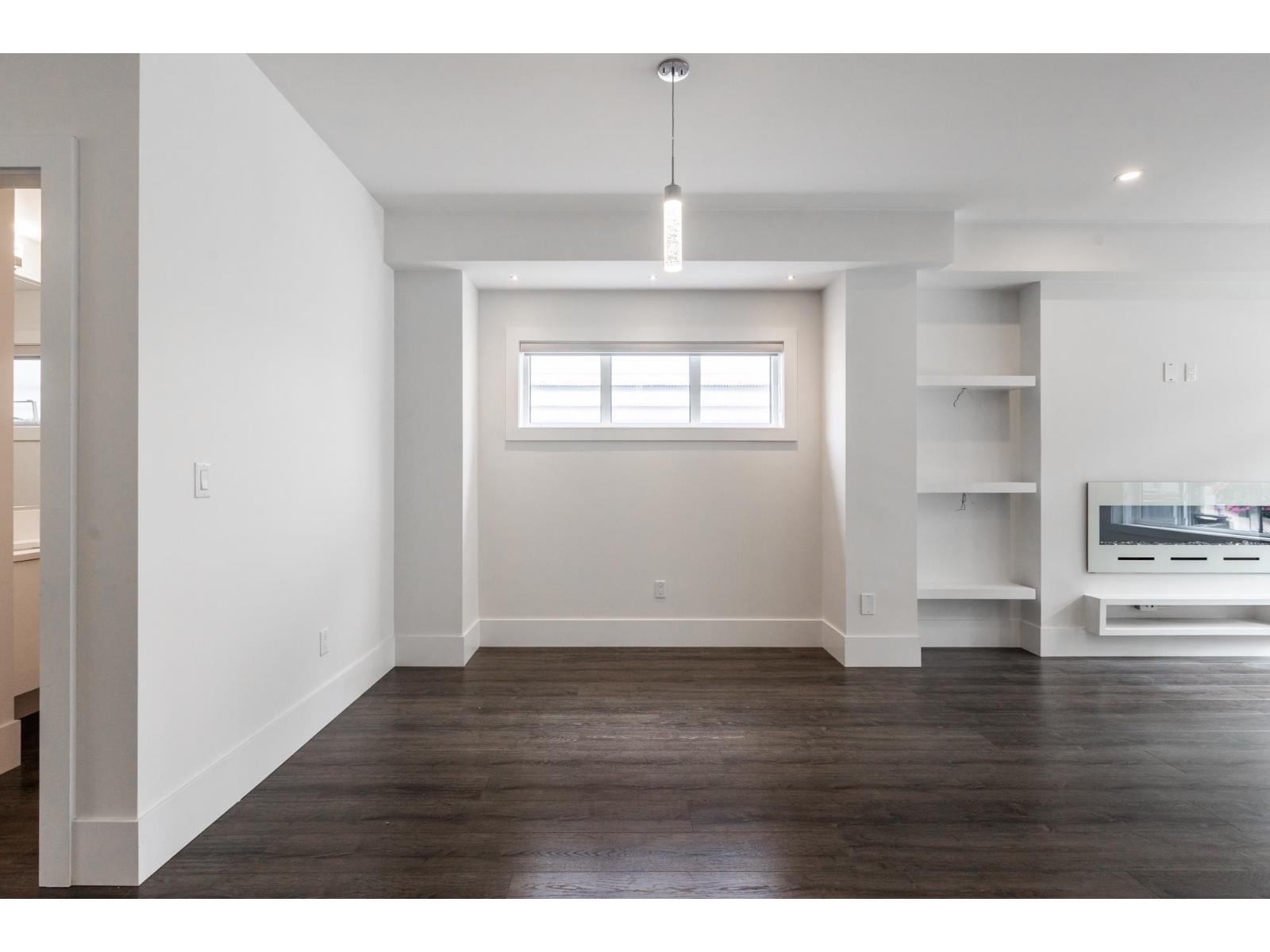 83 15177 60 Avenue Property Photo 9