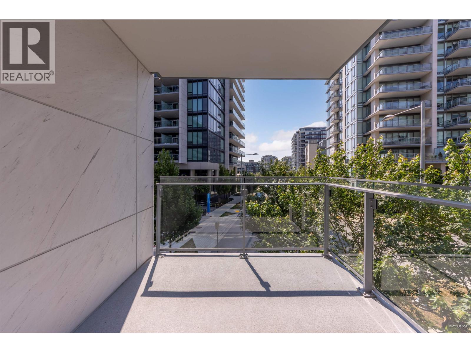 209 6811 Pearson Way Photo de la propriété 1