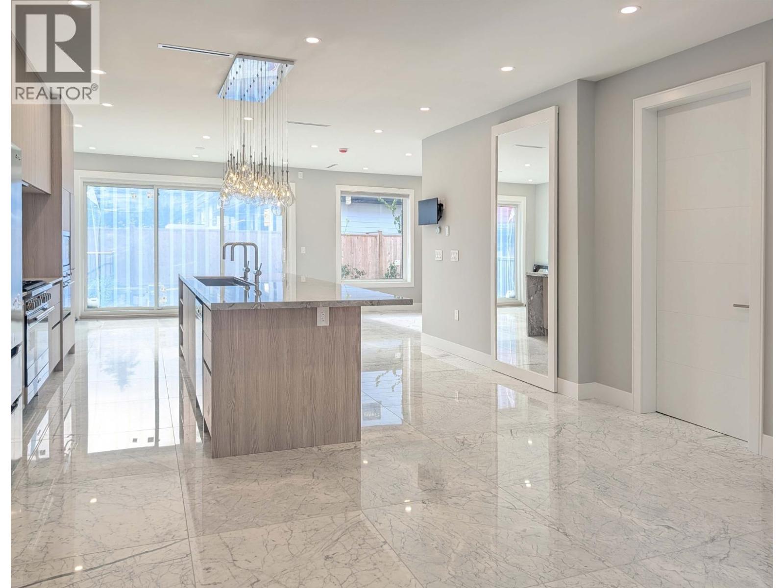 12131 Trites Road Property Photo 2