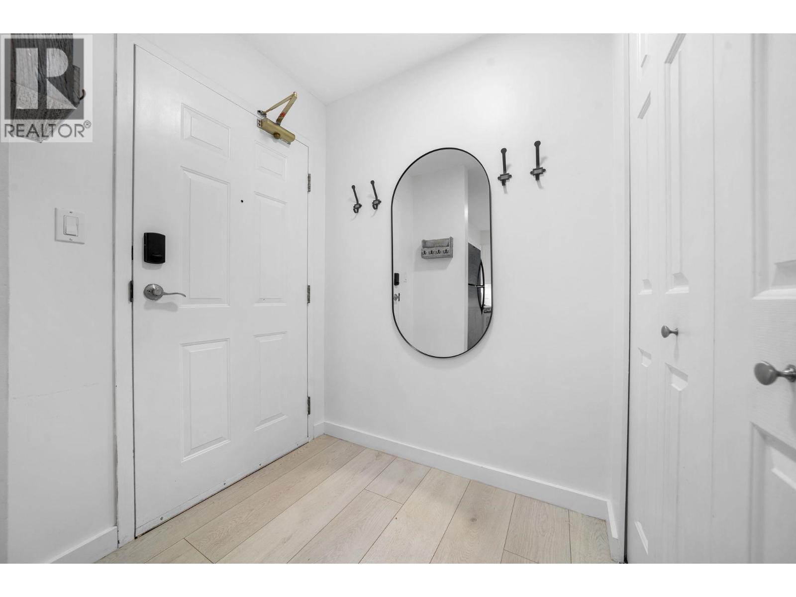 215 3600 Windcrest Drive Property Photo 16