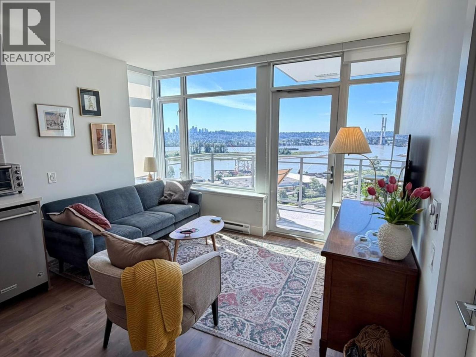 1609 258 NELSON'S COURT Property Photo 1