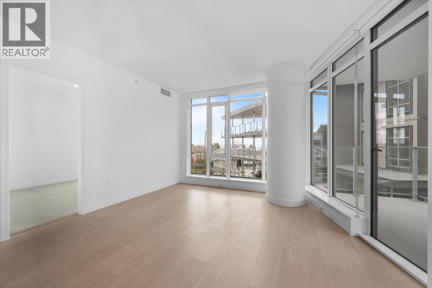 202 7769 Park Crescent Property Photo 16