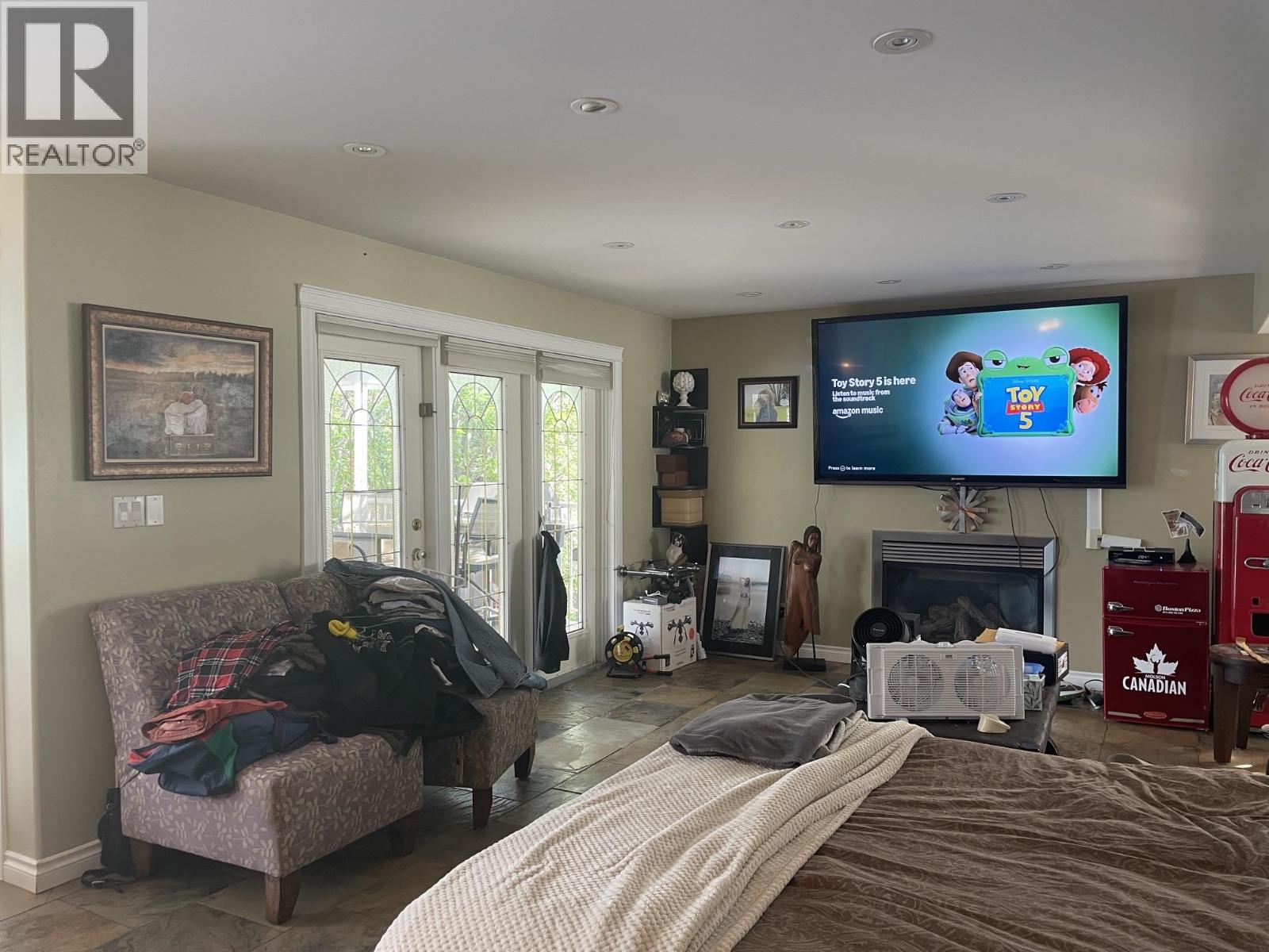 5524 Minnaker Crescent Property Photo 15