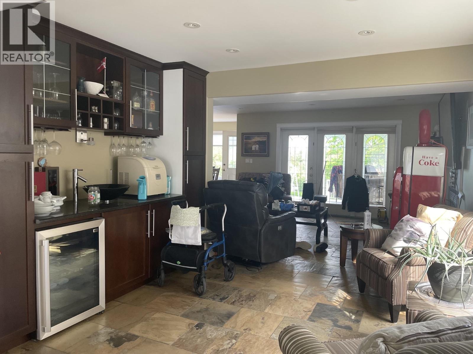 5524 Minnaker Crescent Property Photo 17