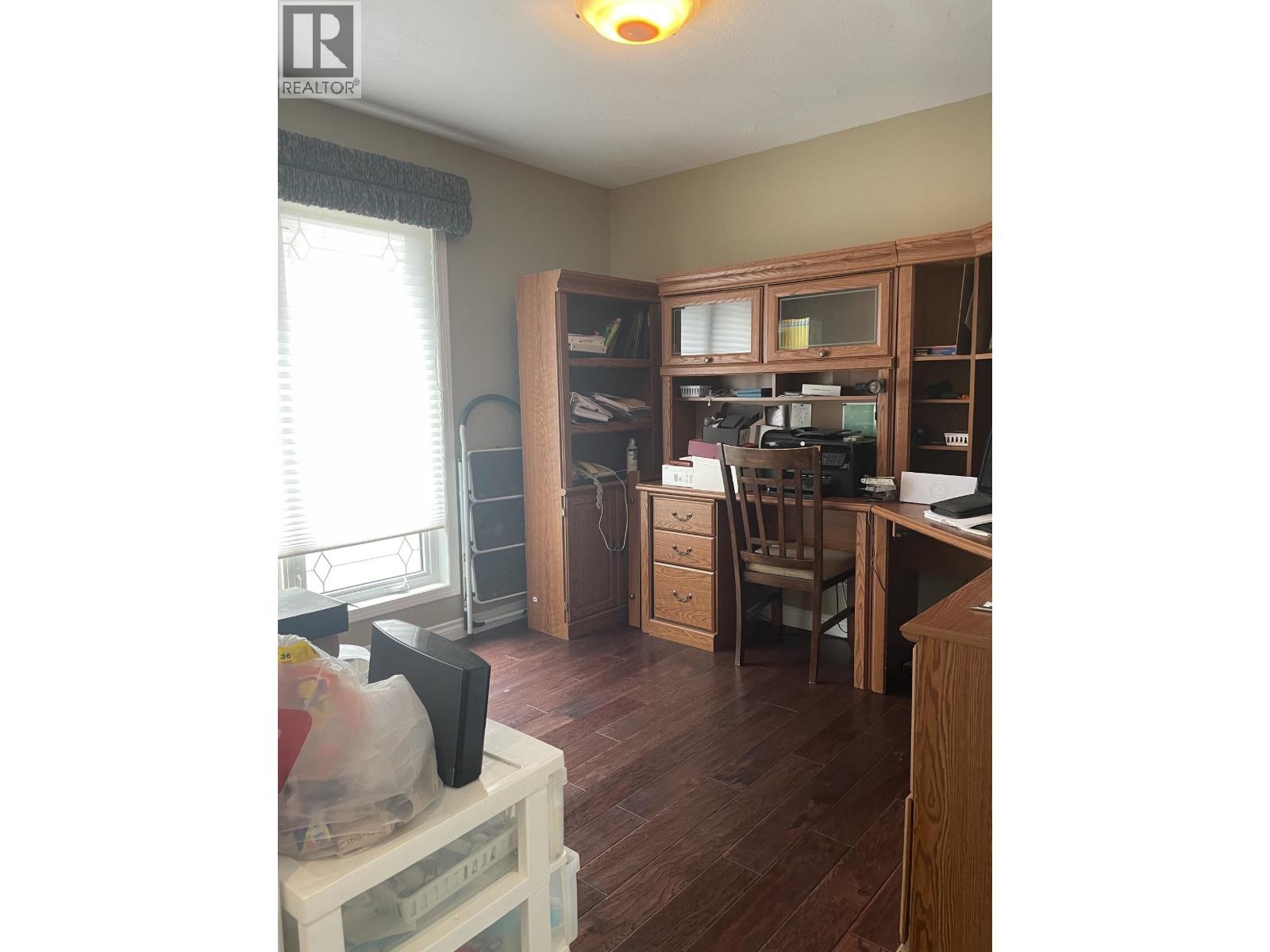 5524 Minnaker Crescent Property Photo 23