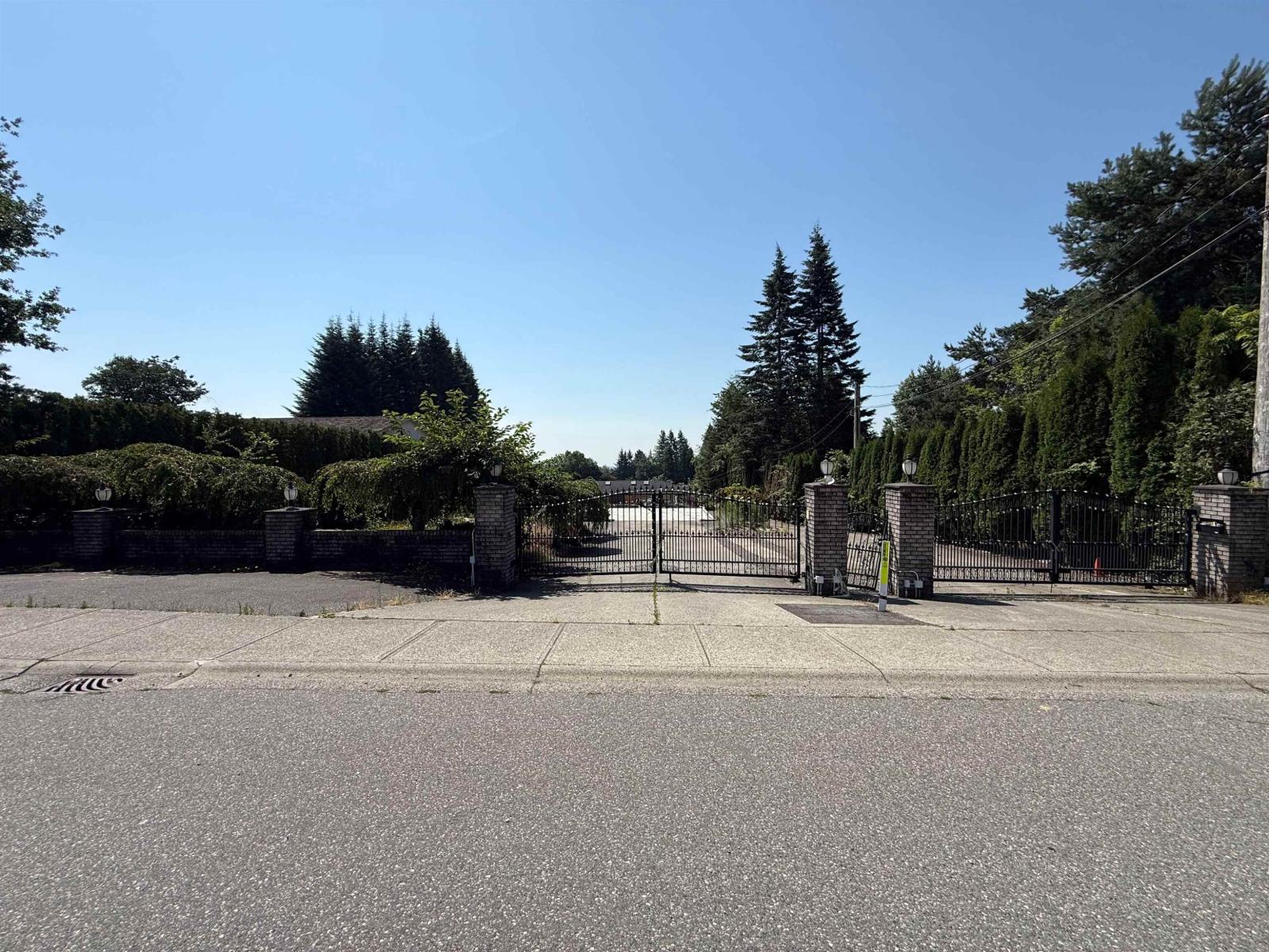 32832 Best Avenue Property Photo 3