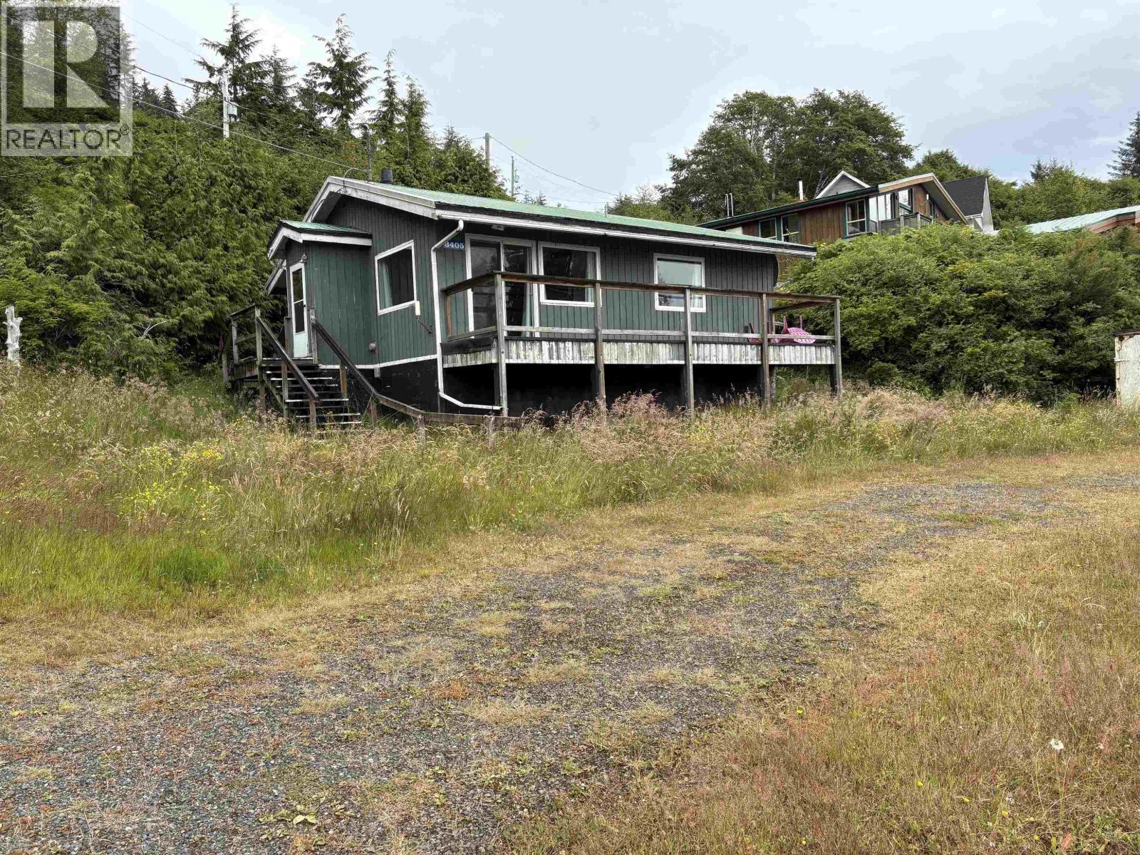 3405 Oceanview Drive Property Photo 1