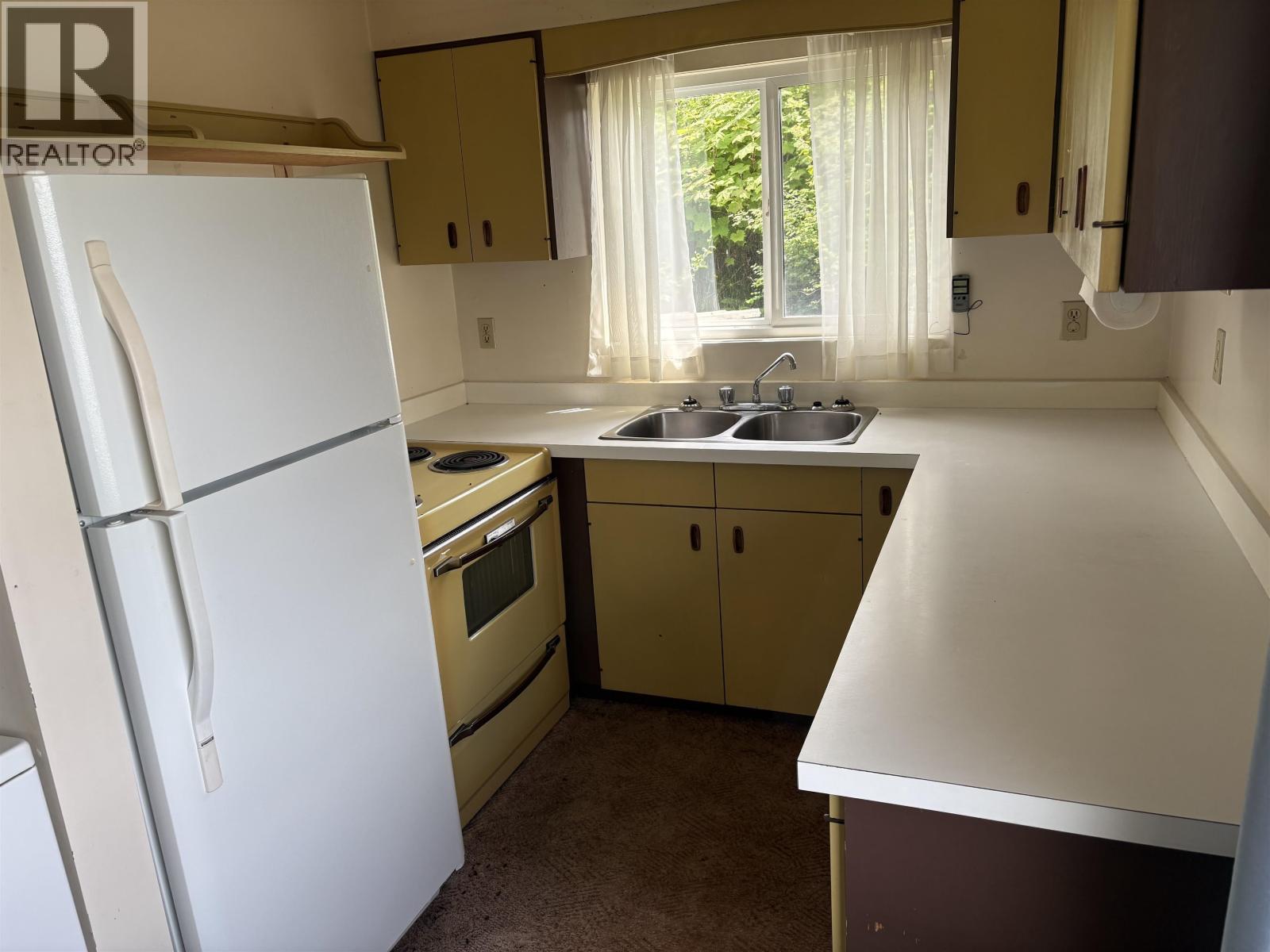 3405 Oceanview Drive Property Photo 9