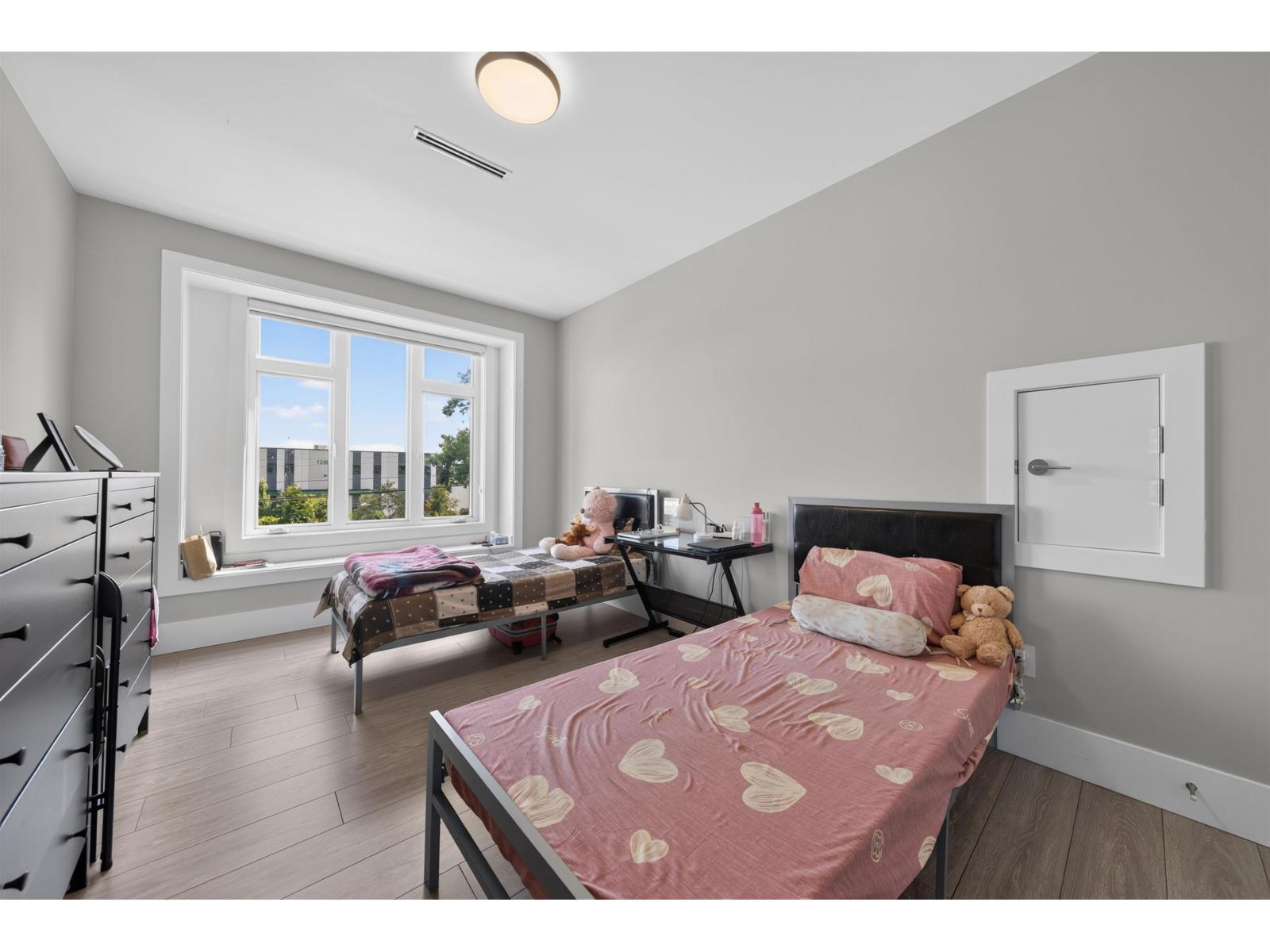 12985 88 Avenue Property Photo 22