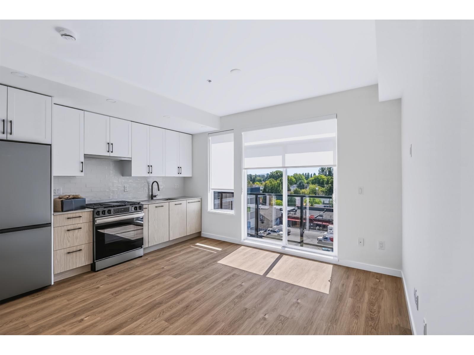 509 27218 Aldergrove Town Centre Drive Property Photo 6