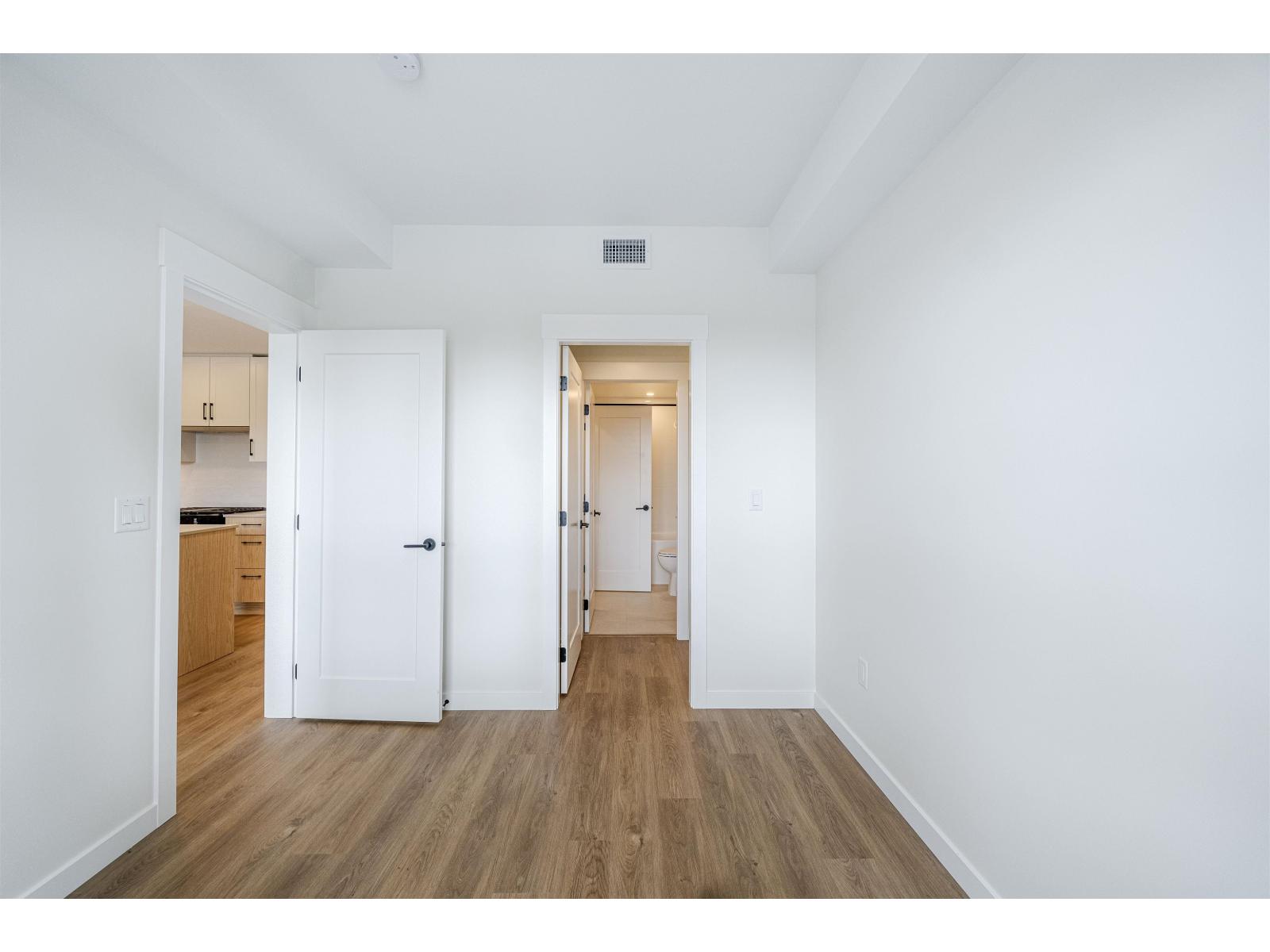 410 27218 Aldergrove Town Centre Drive Property Photo 14