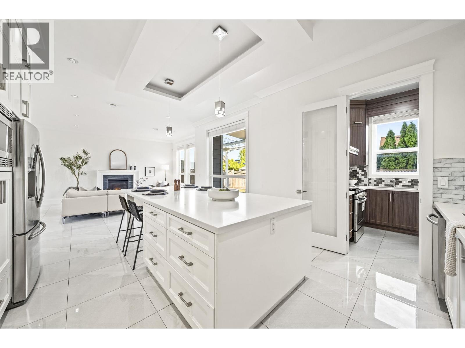 6114 49b Avenue Property Photo 11