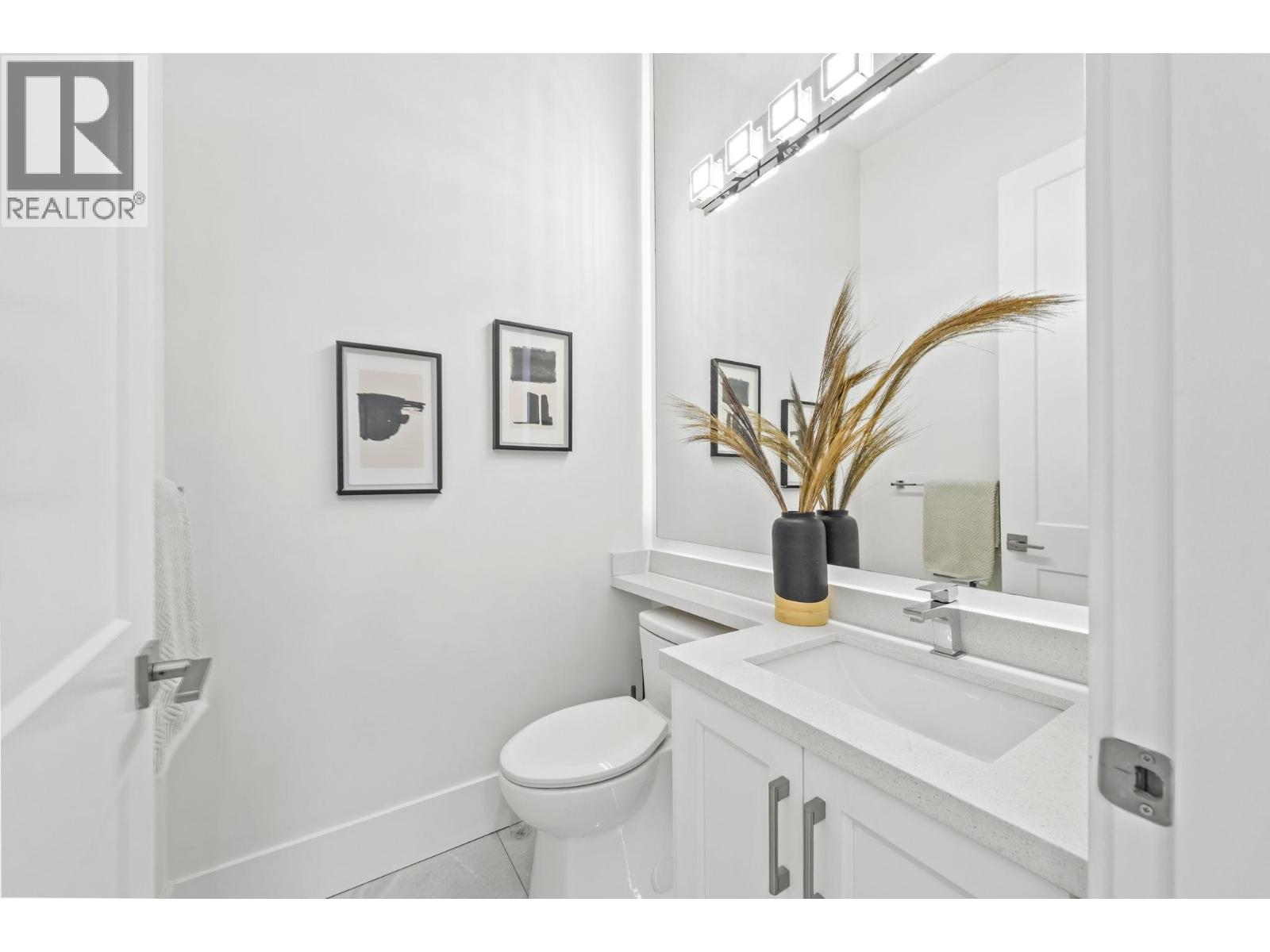 6114 49b Avenue Property Photo 27