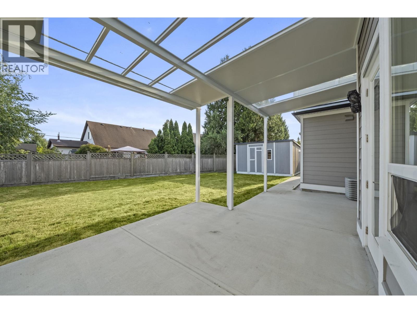 6114 49b Avenue Property Photo 32