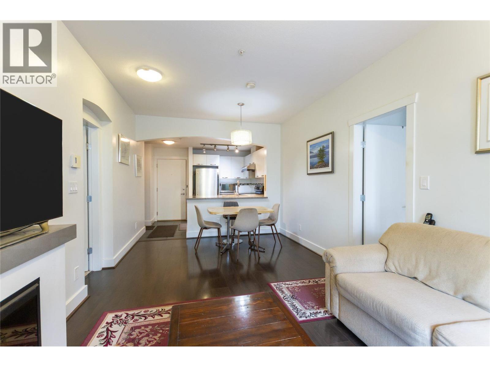 106 7428 Byrnepark Walk Property Photo 3