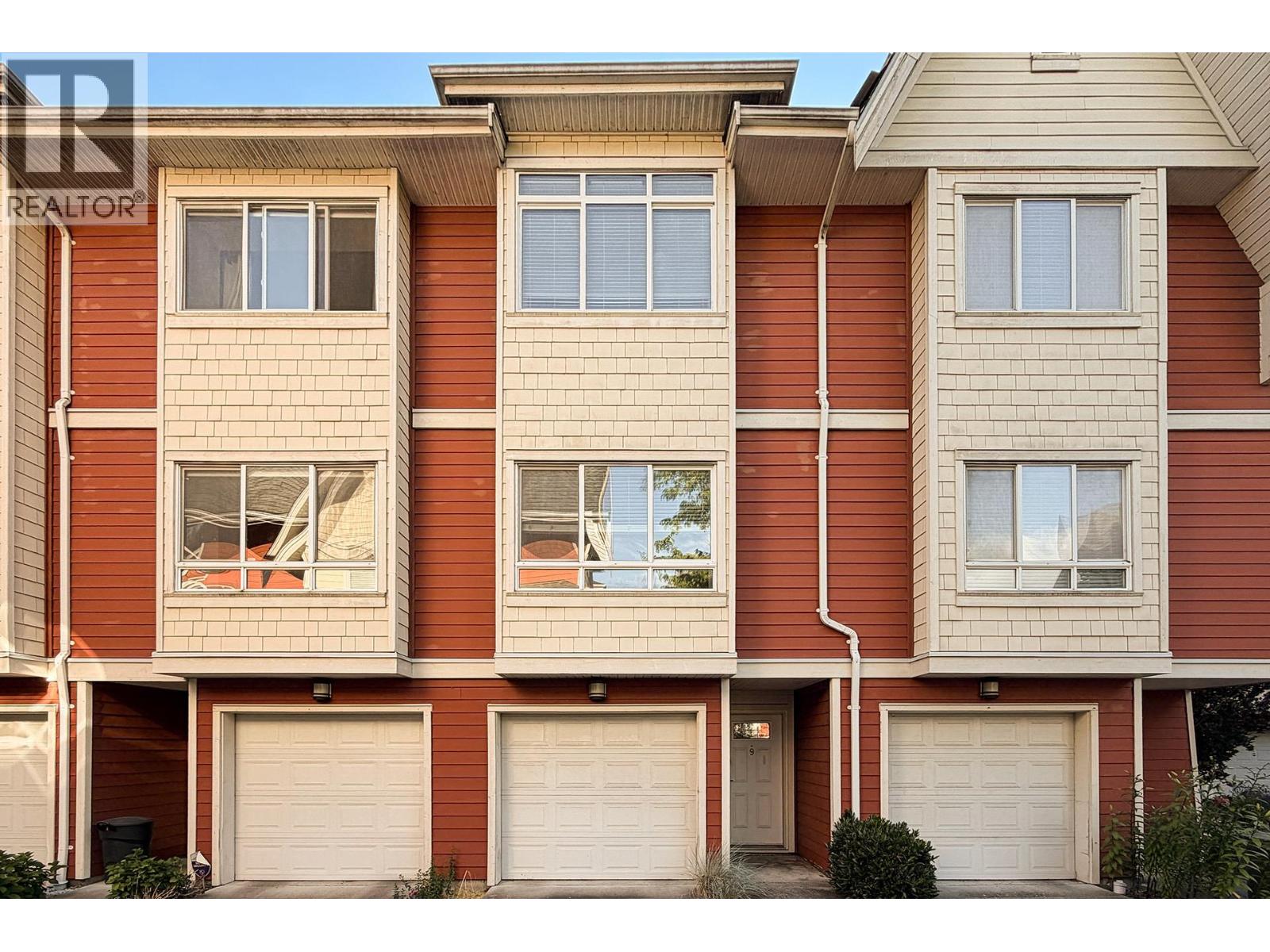 9 9308 KEEFER AVENUE Property Photo 1