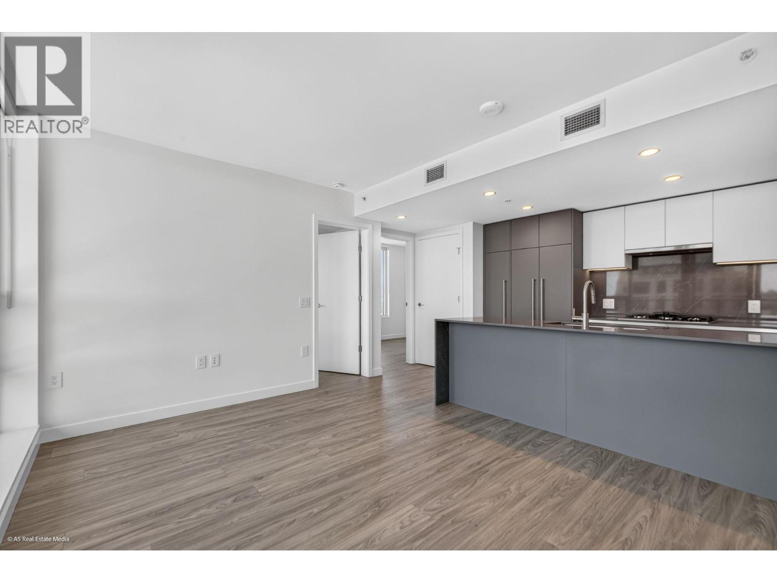2508 2135 Springer Avenue Property Photo 12