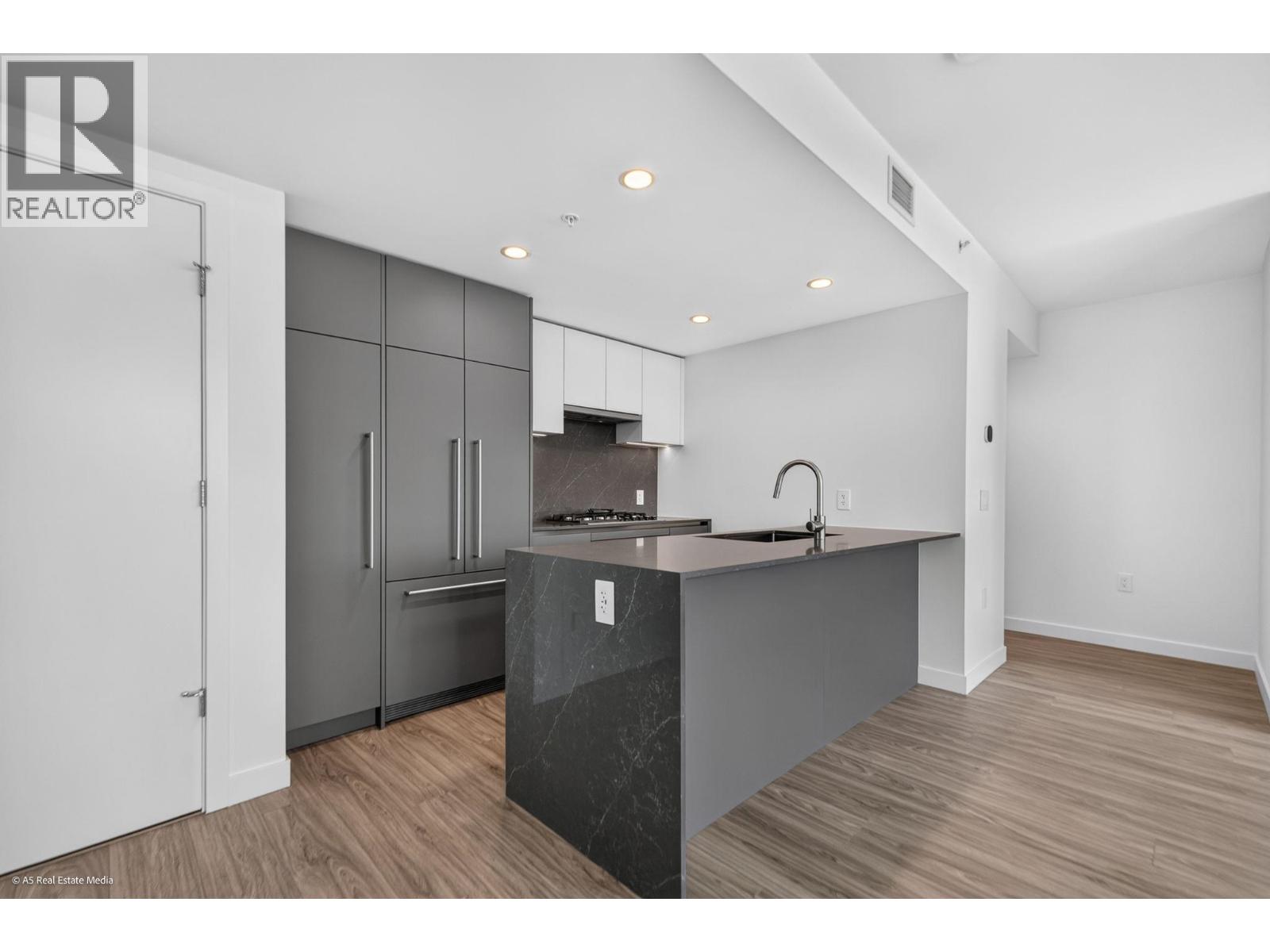 2508 2135 Springer Avenue Property Photo 14
