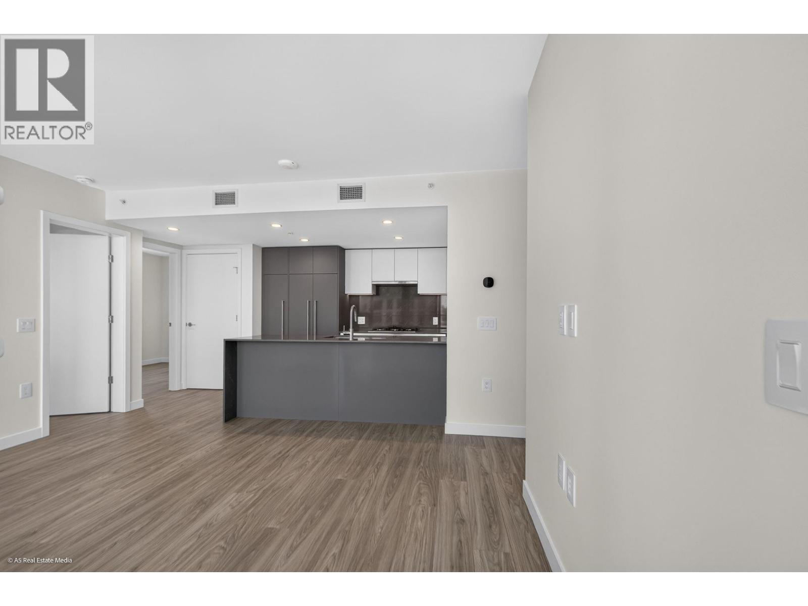 2508 2135 Springer Avenue Property Photo 15