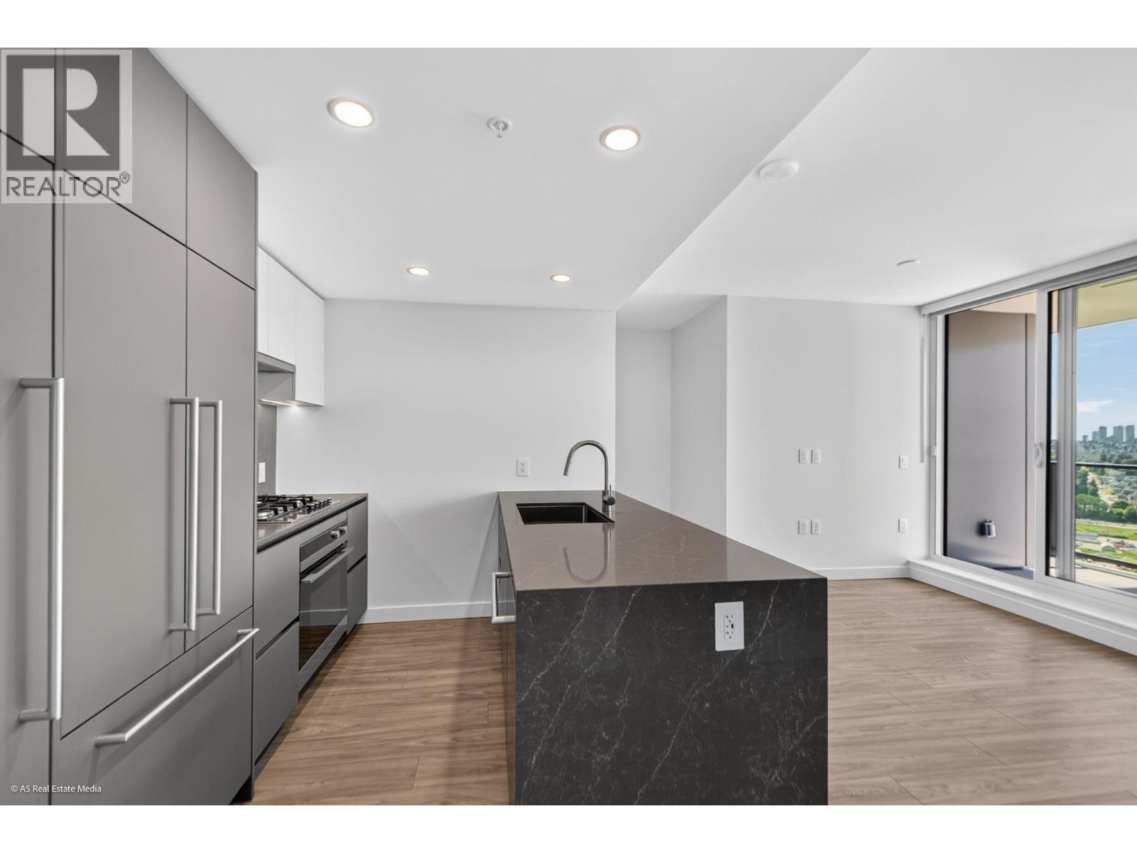 2508 2135 Springer Avenue Property Photo 16