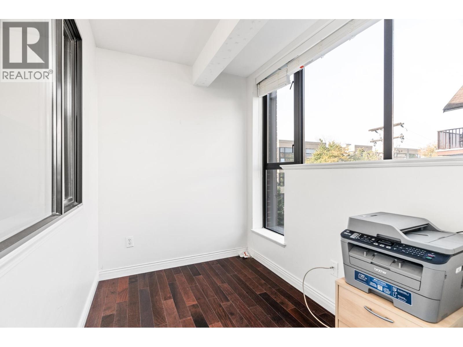 411 345 Lonsdale Avenue Property Photo 24