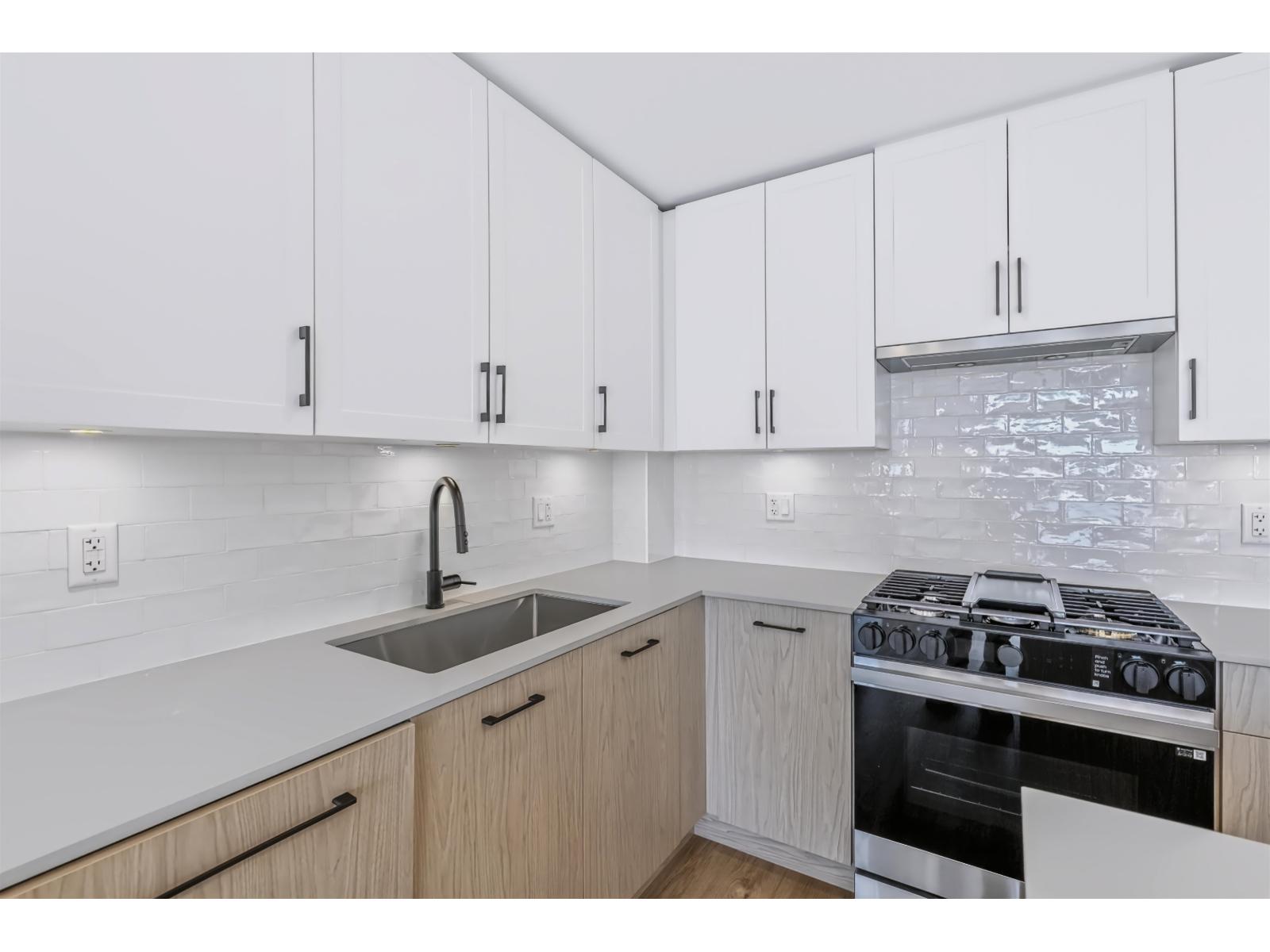 503 27249 Aldergrove Town Centre Drive Property Photo 10
