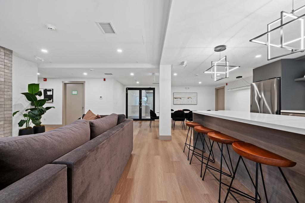 615 10778 138 Street Property Photo 21
