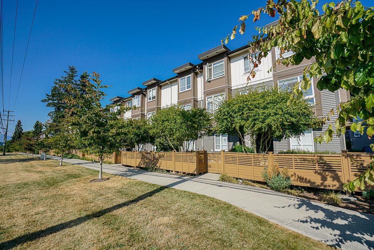 129 5888 144 Street Property Photo 3
