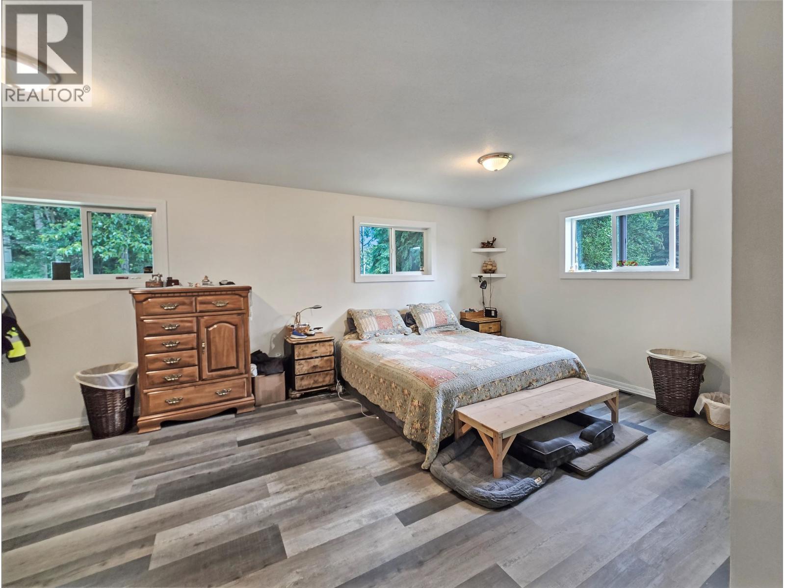 1350 Dyke Road Property Photo 10