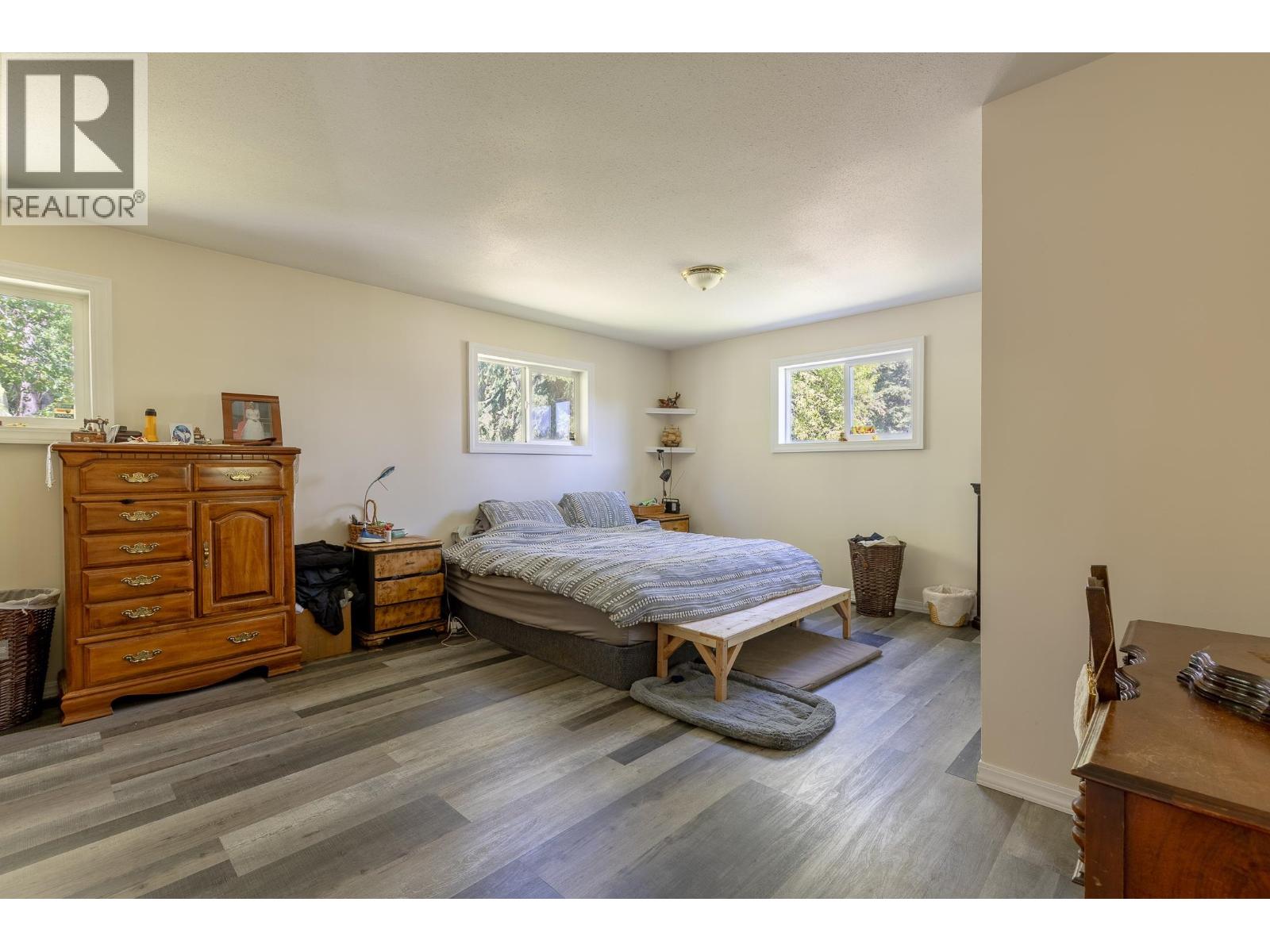1350 Dyke Road Property Photo 11