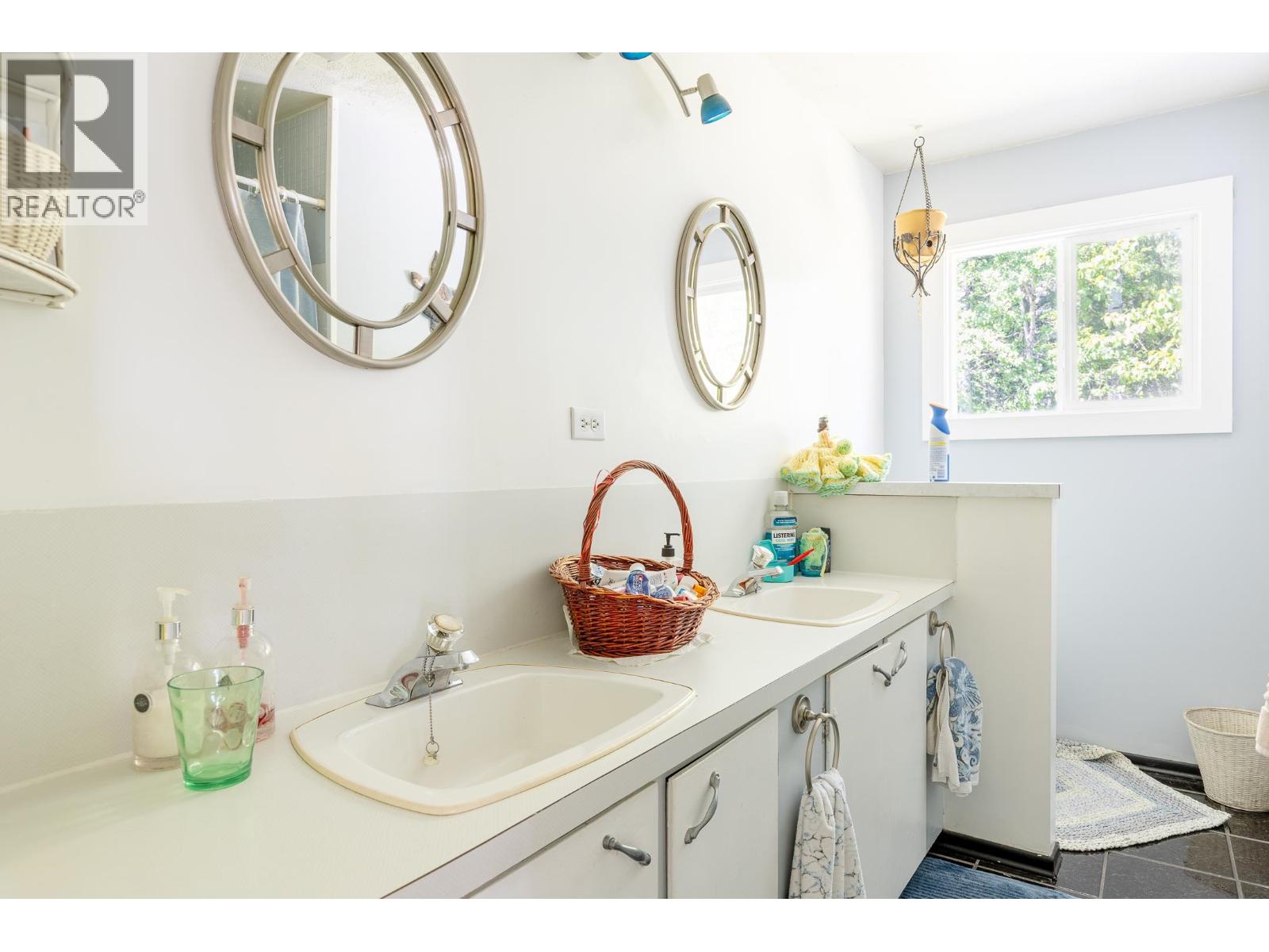 1350 Dyke Road Property Photo 19