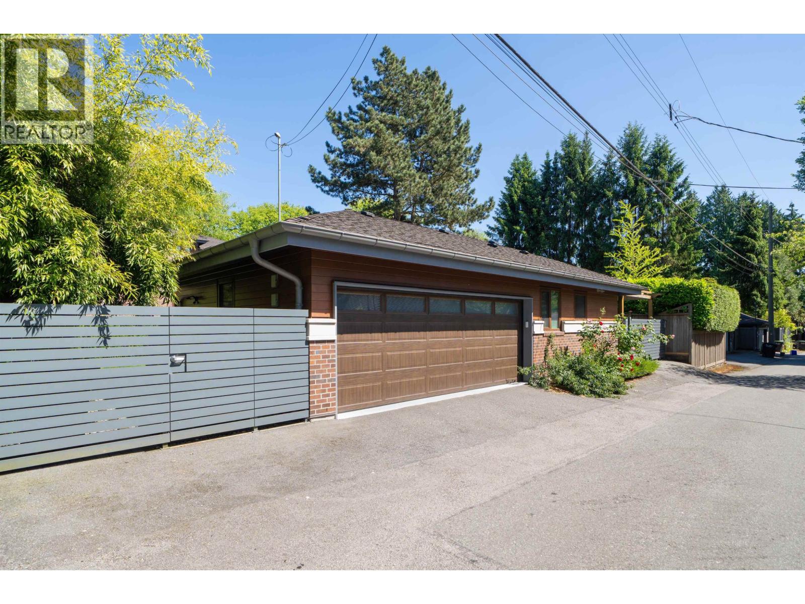 5937 Churchill Street Property Photo 32