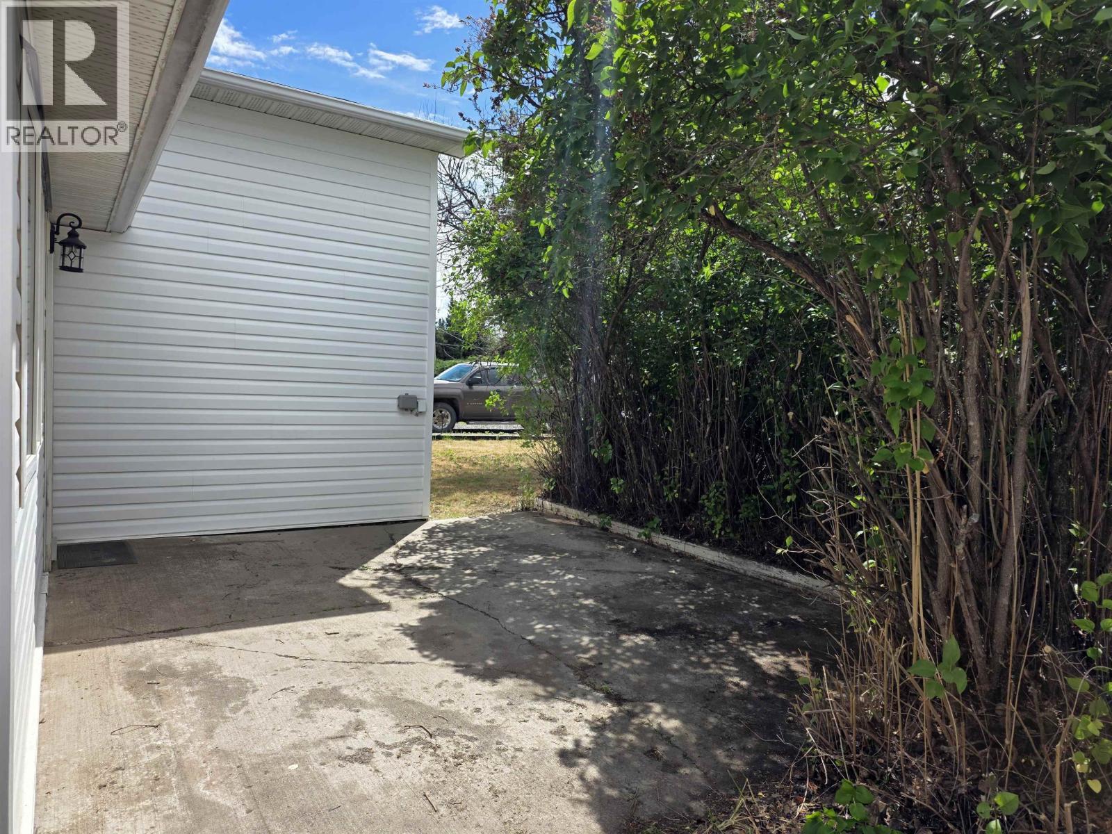2200 Cataline Court Property Photo 3