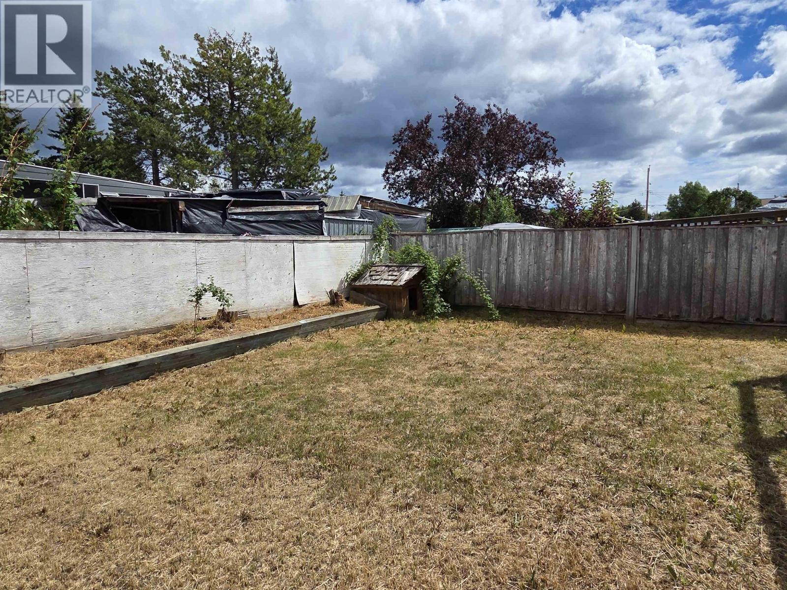 2200 Cataline Court Property Photo 7