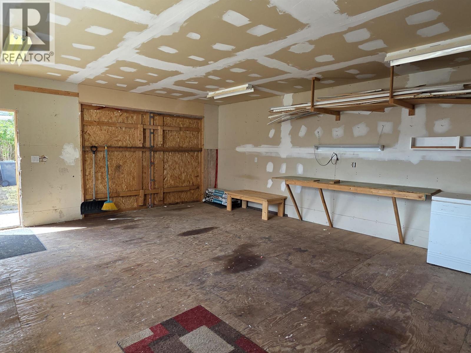2200 Cataline Court Property Photo 30