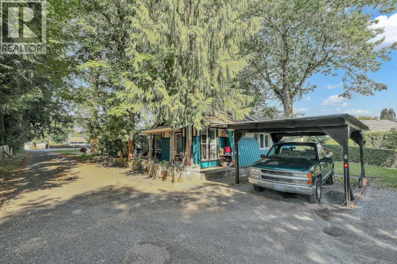 11428 207 Street Property Photo 16