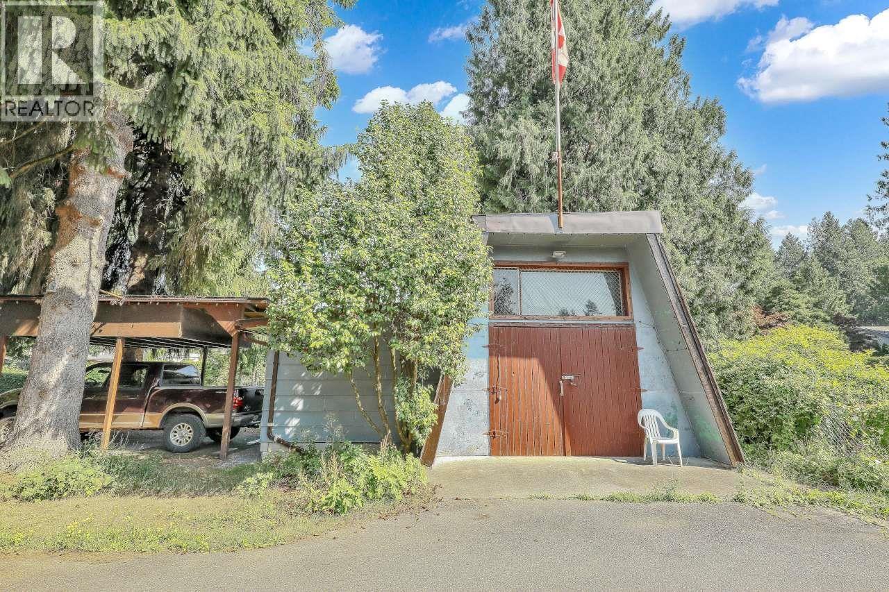 11428 207 Street Property Photo 19