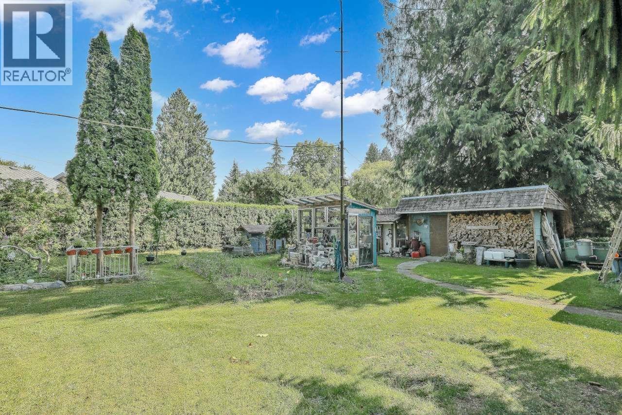 11428 207 Street Property Photo 29