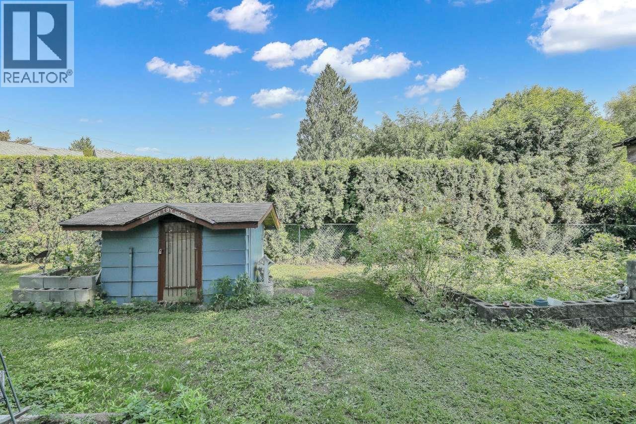 11428 207 Street Property Photo 31