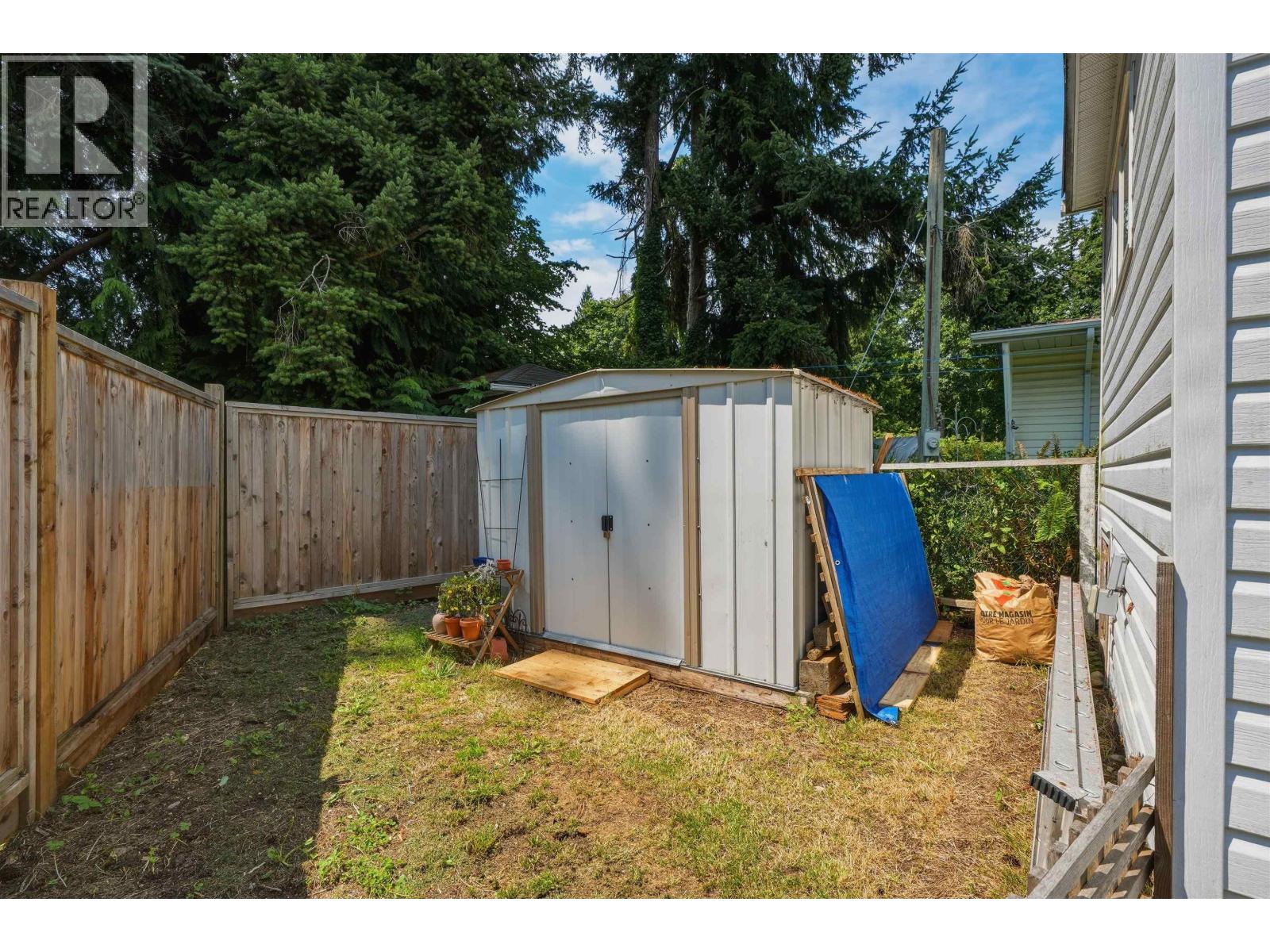 1 4514 Sunshine Coast Highway Property Photo 16