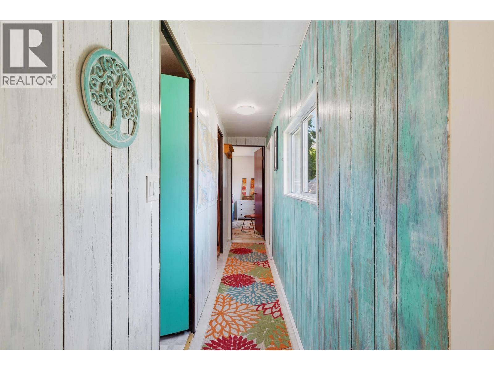 1 4514 Sunshine Coast Highway Property Photo 28