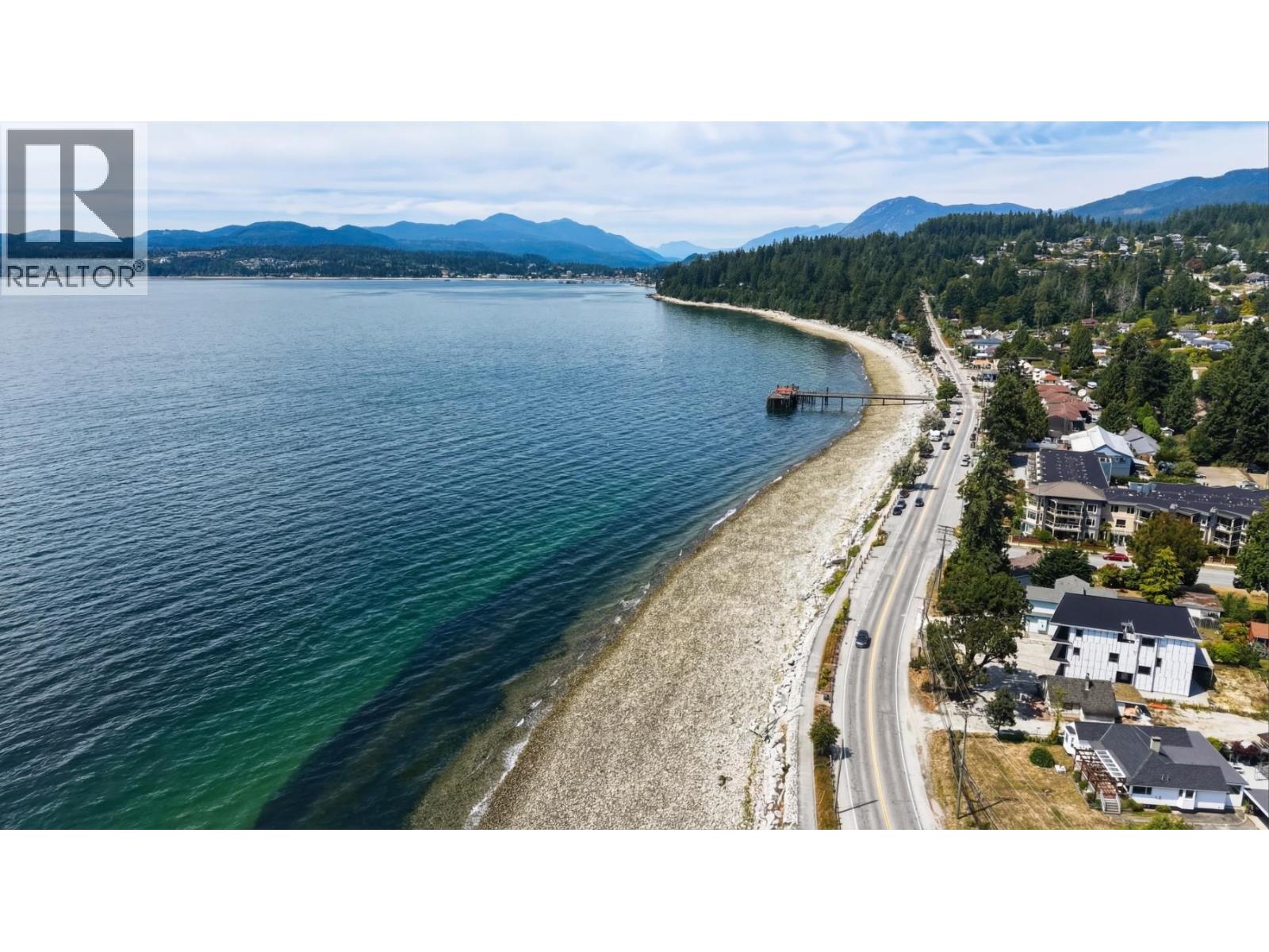 1 4514 Sunshine Coast Highway Property Photo 35