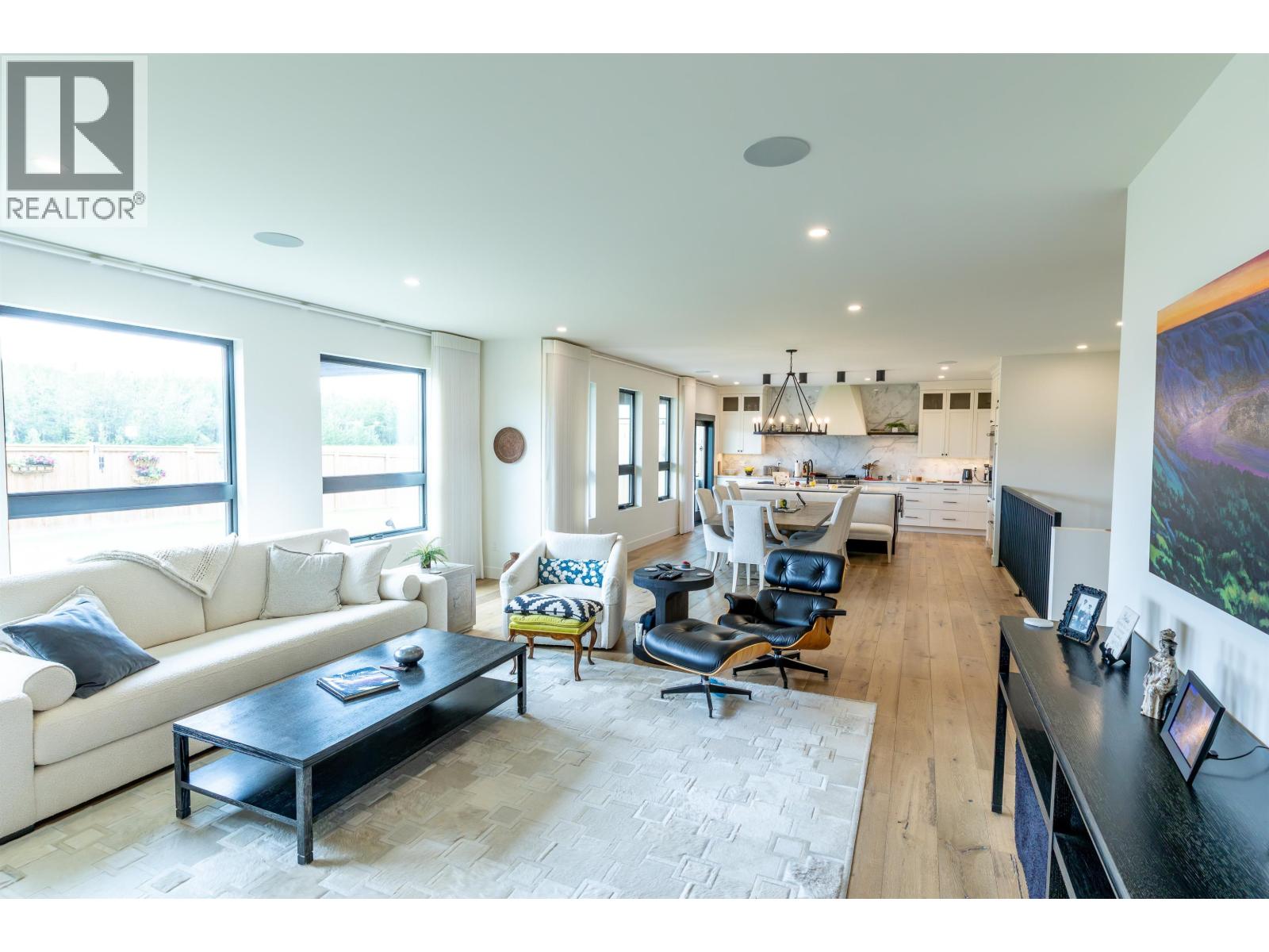 12299 112 Avenue Property Photo 12
