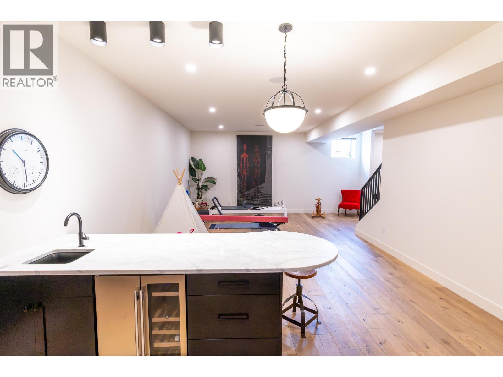 12299 112 Avenue Property Photo 25