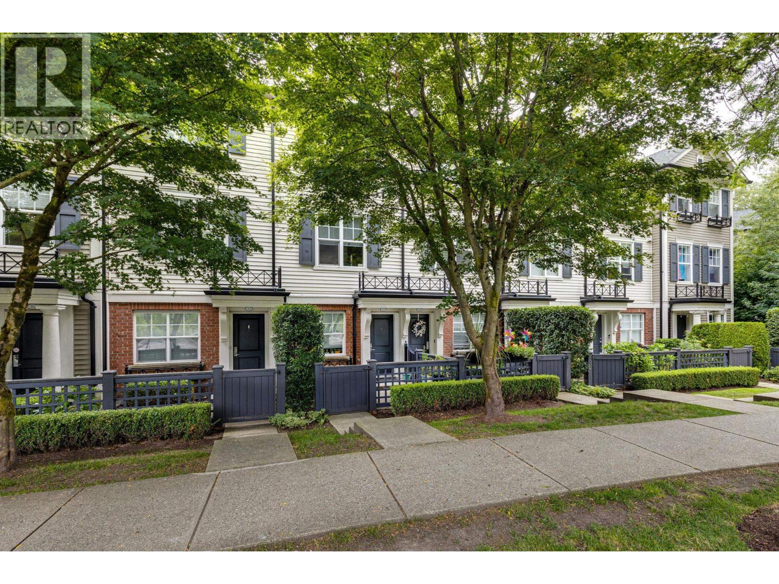 53 101 Fraser Street Property Photo 1