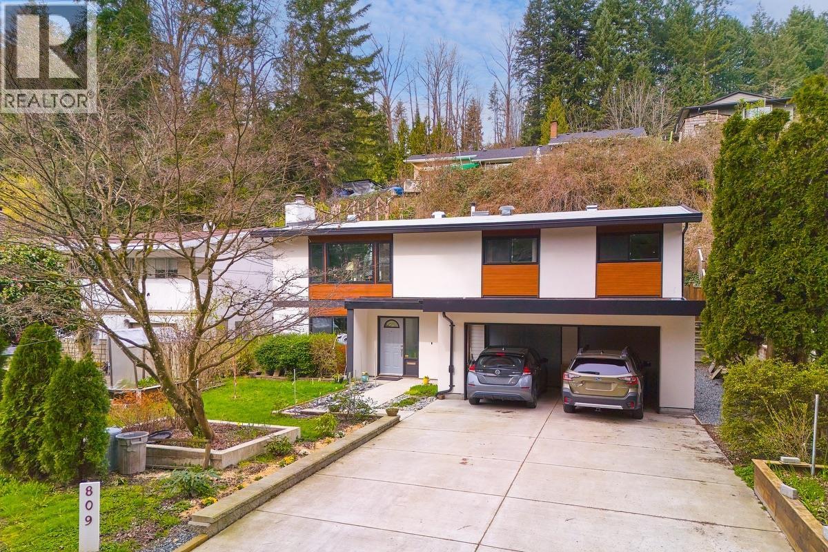809 SEYMOUR BOULEVARD
