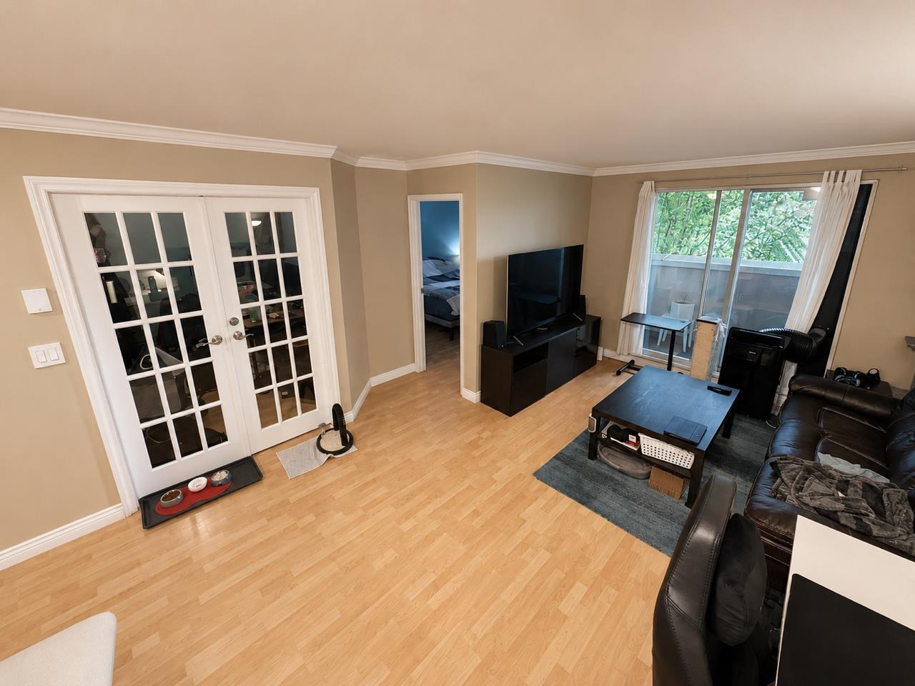 407 10533 University Drive Property Photo 7